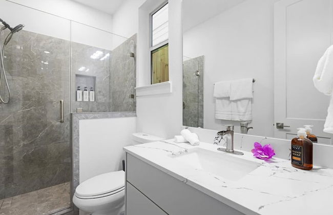 Newly Built Modern 3 Bedroom Houston Home - Foto 18