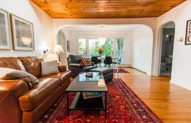 Twin Cabin I - Hot Tub Firepit Hiking Retreat - Foto 4