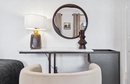 4BR North London I WiFi, Garden, Near Shops - Foto 23