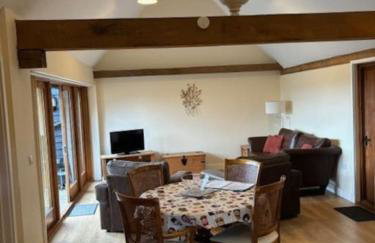 3 Coopers Cottages, Bodiam, East Sussex - Photo 5