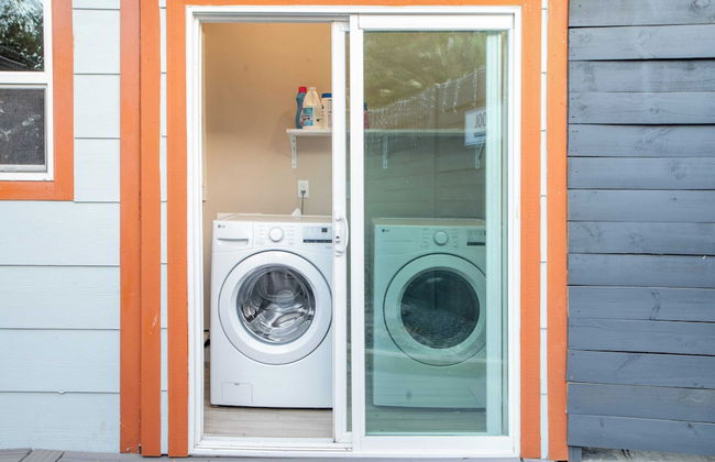 Lamar Suites by Avantstay 2 Homes w/ Shared Pool - Foto 13