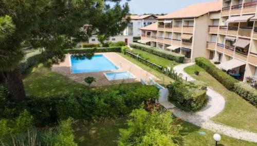 Studio Nala home Andernos avec terrasse, parking privatif, piscine dans résidence , wifi, ménage compris - Foto 2
