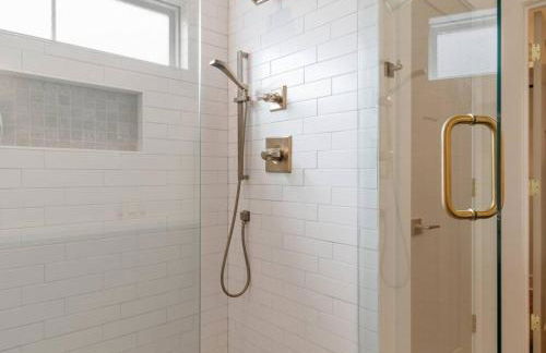 Lakeside Retreat Marina/Pool, Golf Cart, Game Room - Foto 22