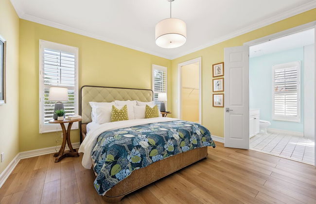 Neapolitan - Newly Renovated 3-BR Luxury Home with Private Pool. Enjoy a Fully Equipped Kitchen and Free Wi-Fi - Foto 9