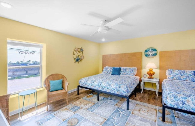 Boathouse - Photo 37