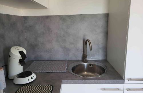 Chalet confortable 2 chambres près du lac de Jouarres - FR-1-783-8 - Foto 5