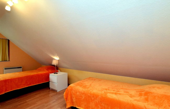 Beautiful Holiday Home in Durbuy With Garden - Foto 10