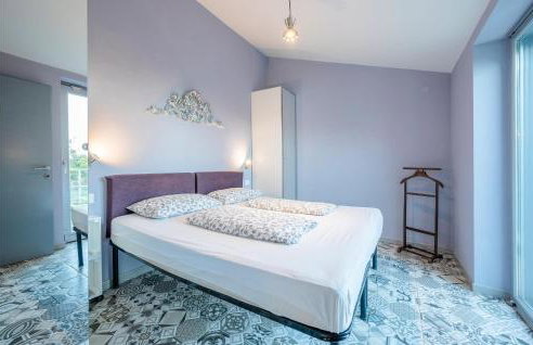 Stunning Apartment In Gondolici - Foto 7