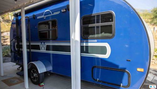 Charming WinnieTrailer with Cozy Private Patio Escape - Foto 4