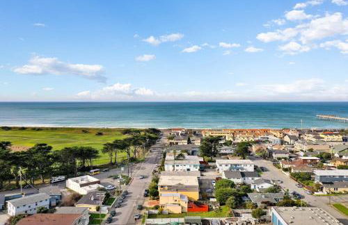 Beachy 1BR Escape with Sofa Bed - Golf & Beach Nearby - Photo 14