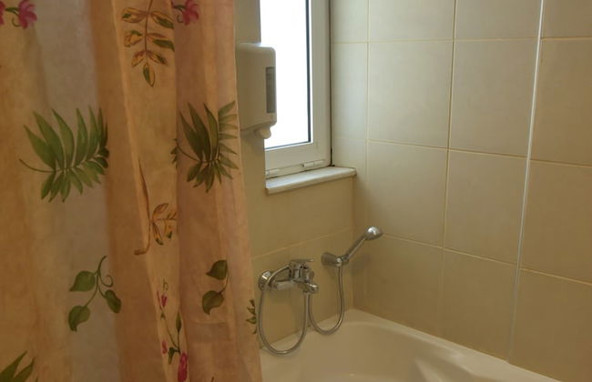 Bristol Sea View Apartments - Photo 44