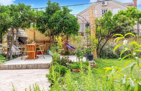 3 Bedroom Cozy Apartment In Cavtat - Foto 12