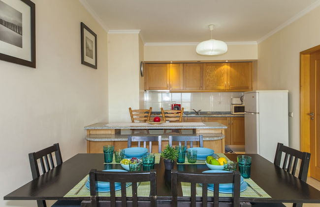 B44 - Alto do Quintão Central Apartment - Photo 8