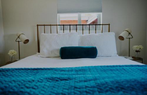 The White House, A Unique ABQ Stay in Central Location near Uptown - Foto 68