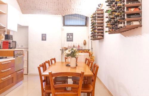 The Wine Cave - Via M Gioia, 47 - Huge Elegant 110 sqm Peaceful Retreat in Milan, 2 bedrooms, 8 minutes walking from Central Station, Milan - Foto 20