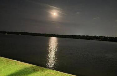 Breathtaking Waterview Condo! - Foto 76