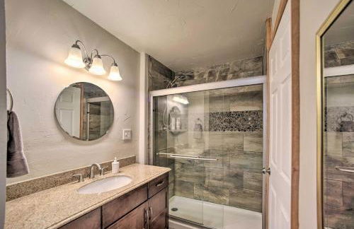 Walkable Palmer Lake Home with Deck and View! - Foto 9