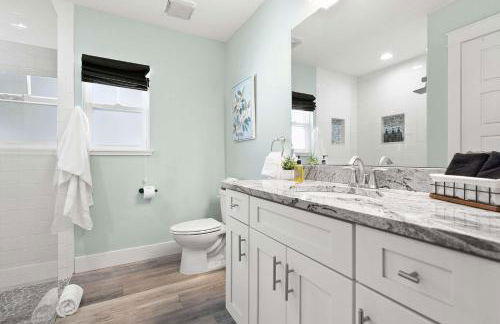 5 Minutes to Beach and Downtown Fire pit Grill - Foto 29