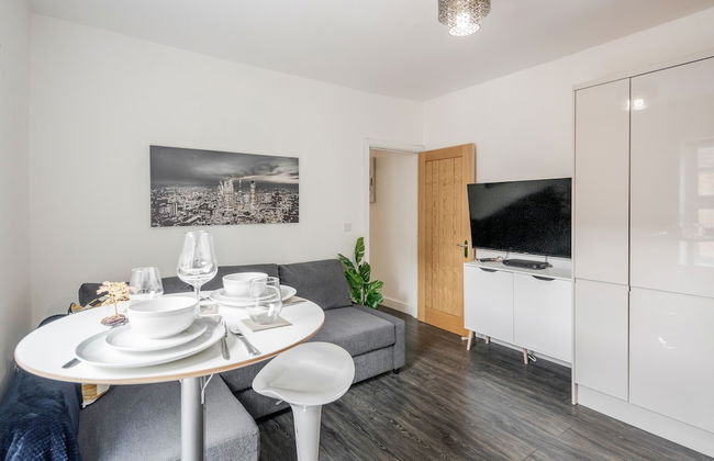 1BR Victorian House Near Bedford City Centre - Photo 9