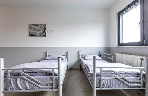 BOARDINGHOUSE KAYSER Günstige Monteursunterkunft, Monteurwohnung in Hanau bei Frankfurt am Main und Aschaffenburg, KOSTENFREIE PARKPLÄTZE! - Foto 13