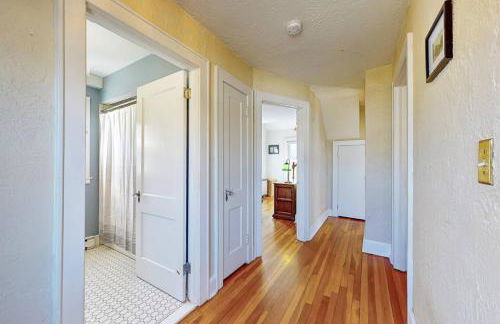 Belltown Retreat - Photo 21