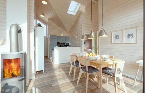 Nice Home In Krems Iiwarderbrück - Foto 13