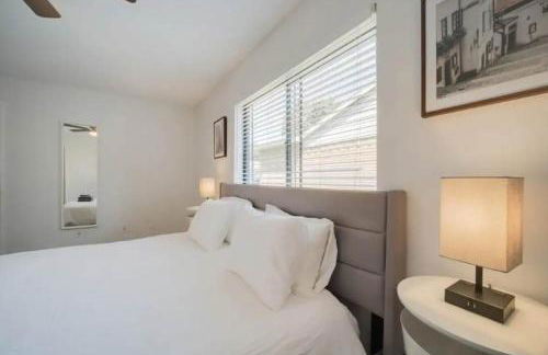 Cozy 5BR Pool House with Hot Tub Near The Lake - Foto 20