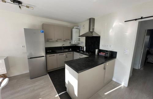 T3 proche aéroport - Photo 2