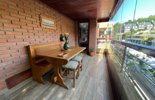 Spacious cozy apartment with easy and free parking - Foto 39