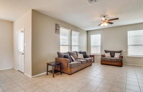 Family Friendly! 2-Story Home Near Georgetown Sq - Foto 11