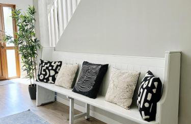 The Heights - quiet detached home - stunning views - Foto 3