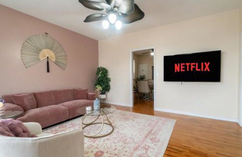 The Boulevard Stay! 25 mins to NYC! Spacious 2BR! - Foto 10