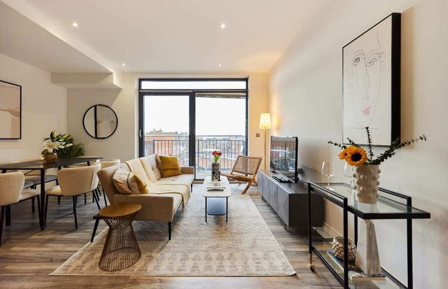 The Harlesden Escape - Spacious 3bdr Flat With Balcony - Photo 1