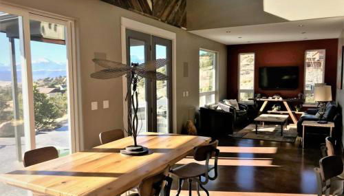 Barnwood Chateau with 2 Master Suites Hot Tub - Foto 5