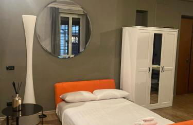 Colosseum Vibes - Photo 9