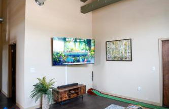 Industrial Escape 2bd 2bath - Photo 45