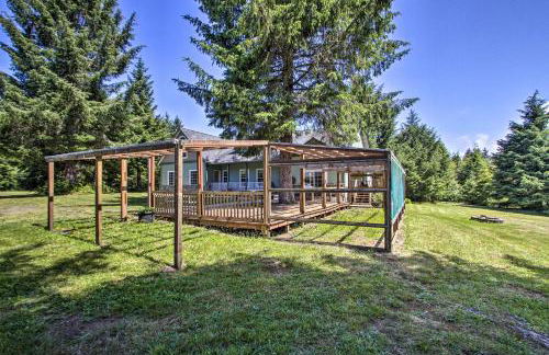 Serene South Bend Family Escape Dogs Welcome - Photo 23