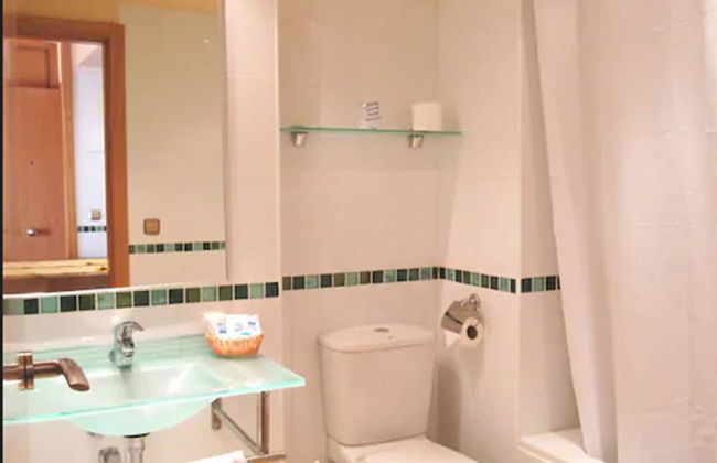 MS Apartamentos Puerto Marina - Photo 32