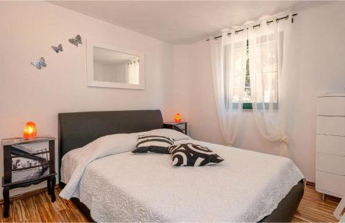 3 Bedroom Cozy Home In Gromin Dolac - Foto 31