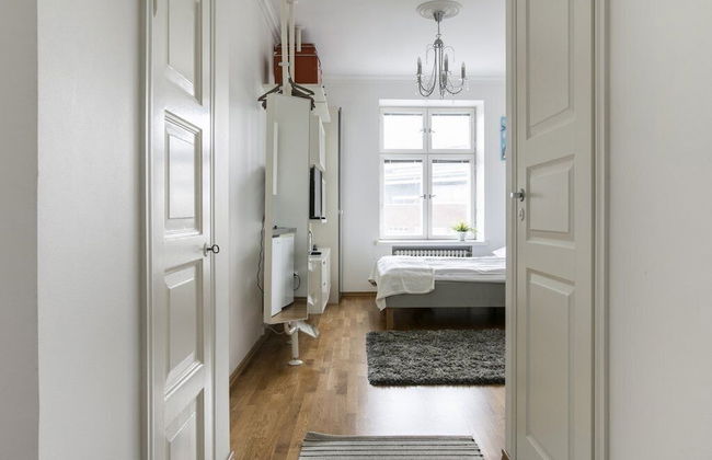 2ndhomes Bright Top Floor Studio in Fredrikinkatu - Foto 1