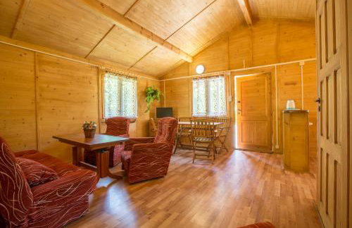 Ośrodek Wypoczynkowy "Puszczyk" Wolnostojące Domki z Bali - Foto 11