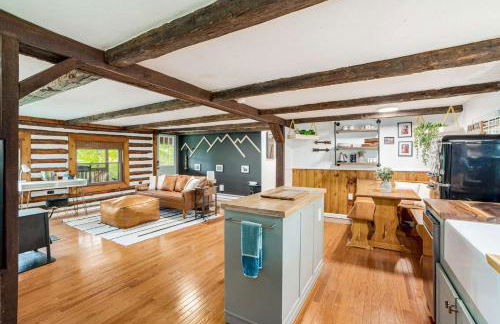 Modernized Log Cabin w Hot Tub Fire Pit & Views - Photo 11