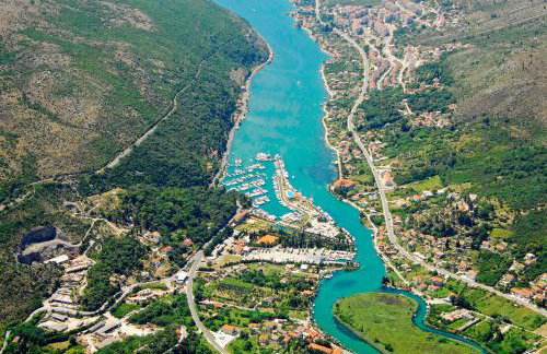 RozART - river marina apartment with free parking - Foto 21