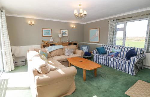 Llwyn Celyn - Photo 3