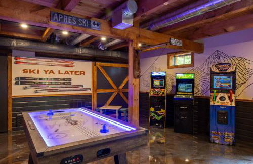 Family Retreat Sauna Hot Tub Games Peloton - Photo 9