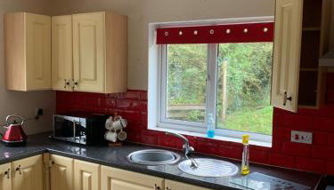 Spacious romantic party cottage with log burner and Ultrafast Fibre near pub Pet friendly - Foto 4