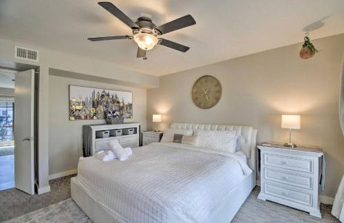 Sleek Phoenix Condo Walk to Biltmore Fashion Park - Foto 18