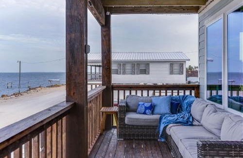 Bay Front Home with Spectacular Sunrise Views - Foto 17