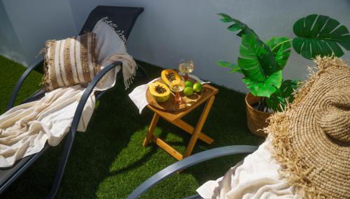 Golden Suite Plaza - Photo 2, sunbed