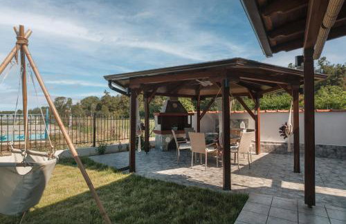 Wood House "Private Spa" - Foto 13